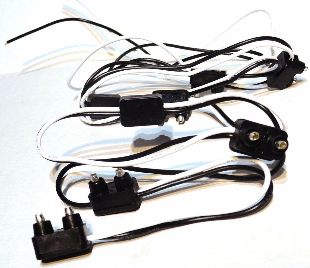 Wire Harness for Clearance/Marker Lights 6” Lead 2 Prong 16 Gauge 8 Plug UP34247