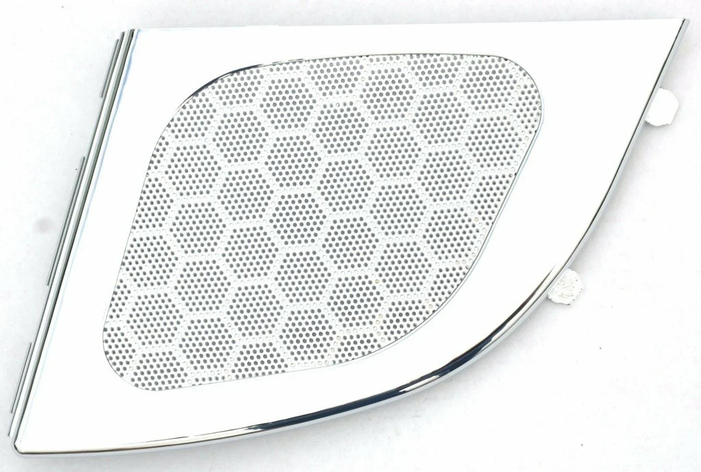Passengers Side Door Speaker Cover for Freightliner Cascadia 2007-2014 GG67839