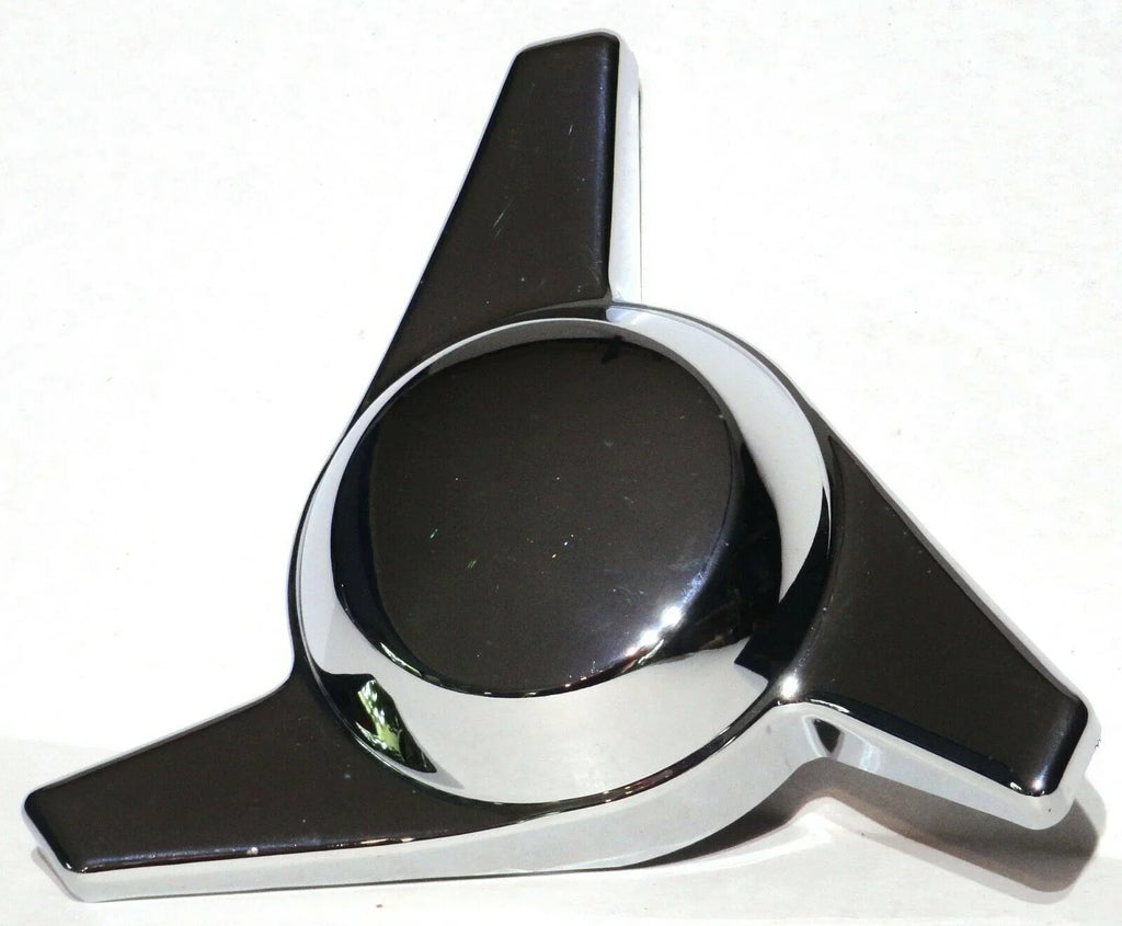 Hub Cap Spinner 3 Bar Right Hand Chrome Plastic 1-1/2" Wing Stud Mount GG#90318