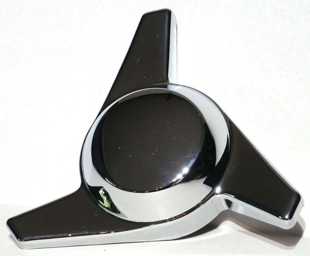 Hub Cap Spinner 3 Bar Right Hand Chrome Plastic 1-1/2" Wing Stud Mount GG#90318